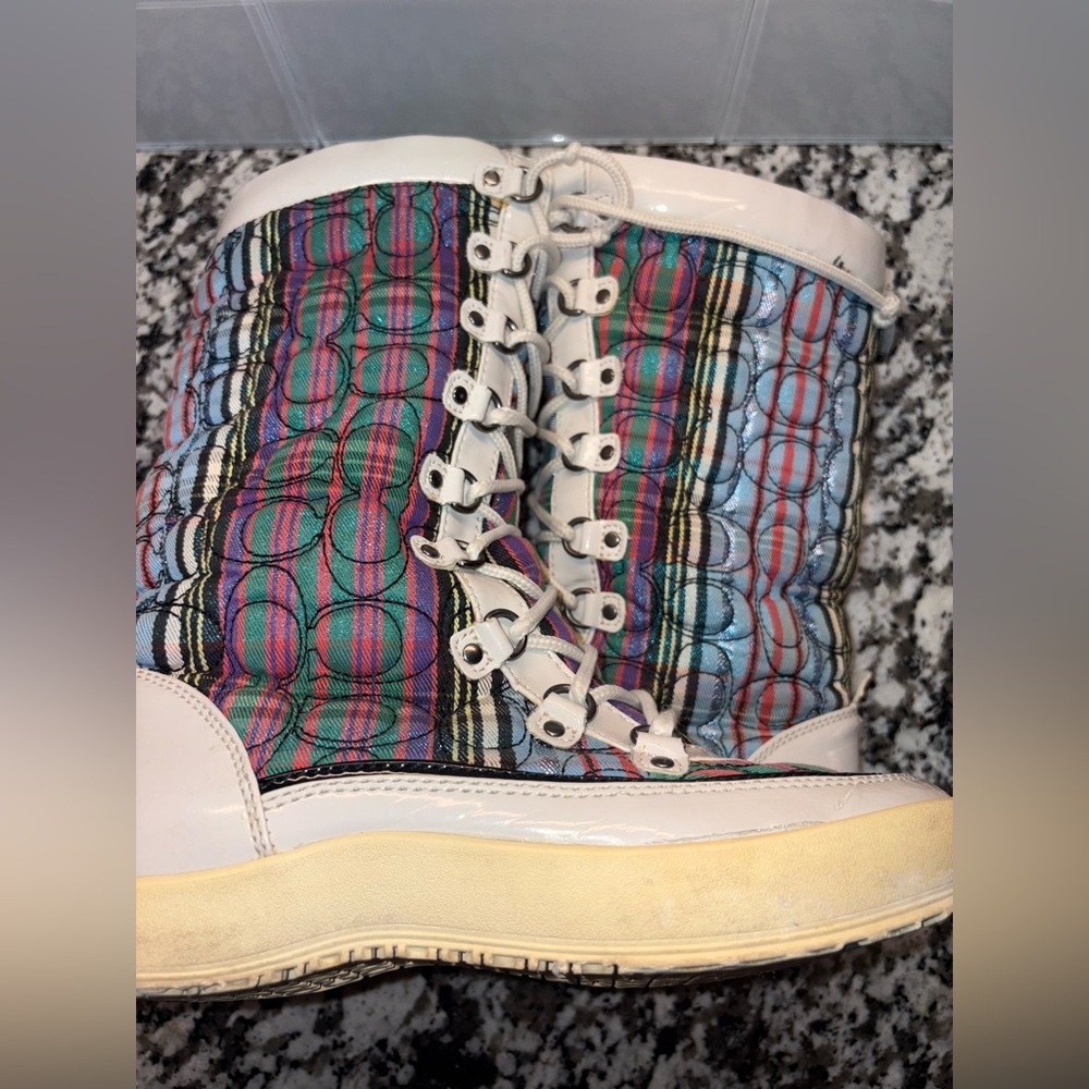 Coach Plaid Quilted Snow Boots Patent Leather Trim ❄️ - Picture 14 of 14